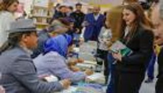 مثقفون إماراتيون يوقعون ترجمات إيطالية لأعمالهم في "تورينو للكتاب"