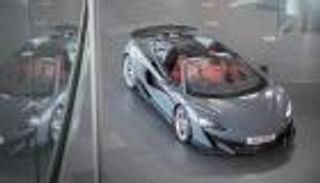 بالصور.. مكلارين البريطاني يحتفل بإنتاج السيارة رقم 20 ألفا