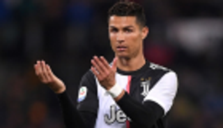 رئيس نابولي: رونالدو هو المدرب الحقيقي ليوفنتوس