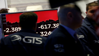 تراجع مؤشرات الأسهم الأمريكية - رويترز