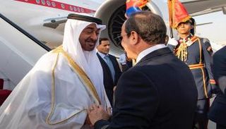 الشيخ محمد بن زايد آل نهيان والرئيس المصري عبدالفتاح السيسي 