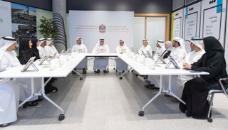 سيف بن زايد يترأس أول اجتماع لإدارة المكافآت بوزارة اللامستحيل