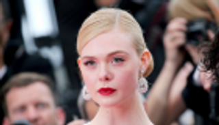 مجوهرات النجمات تخطف الأنظار في افتتاح "كان"