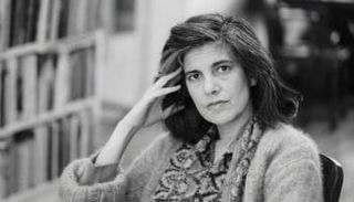 الروائية الأمريكية سوزان سونتاج - صورة أرشيفية