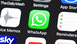 تطبيق واتساب