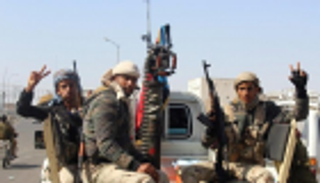 الجيش اليمني يستهدف تحركات حوثية في البيضاء