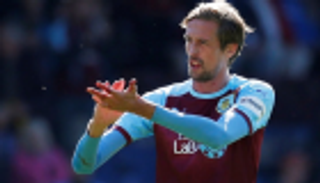 بيرنلي يكشف مصير كراوتش وليندجارد