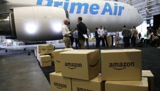 أمازون تخطط للسيطرة على عمليات الشحن الخاصة بها