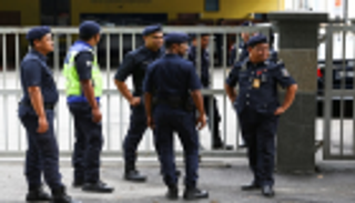 ماليزيا تعتقل مسلحين خططوا للاعتداء على دور عبادة لغير المسلمين