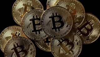 بيتكوين تخسر 20% بشكل مفاجئ