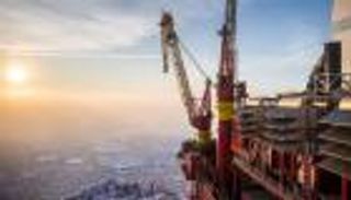 روسيا تخفض إنتاج النفط بأقل من المستوى المتفق عليه مع أوبك