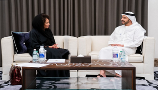 الشيخ عبدالله بن زايد آل نهيان خلال لقاء وزيرة خارجية جنوب أفريقيا