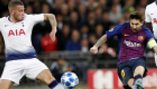 اليويفا يوقع غرامة مالية على برشلونة