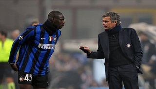 بالوتيلي ومورينيو