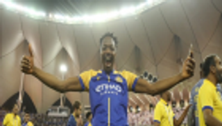 مهاجم النصر السعودي يعود إلى نيجيريا
