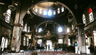 نشطاء يتهمون مليشيات إيران بإحراق مسجد الفاروق بدمشق