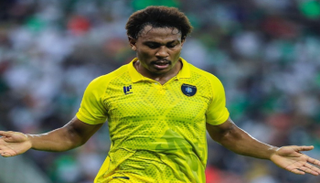 الكاميروني ليندر تاوامبا