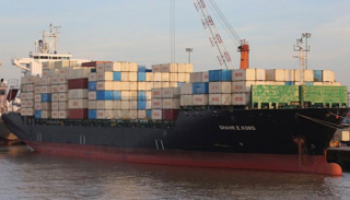 سفينة شهر كرد الإيرانية المتورطة في نقل أسلحة إلى مليشيات طرابس