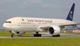 هبوط طائرة سعودية اضطراريا لإنقاذ حياة رضيع