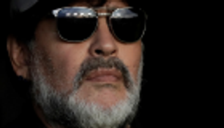 إصابة تغيّب مارادونا عن حضور فيلمه بمهرجان كان السينمائي