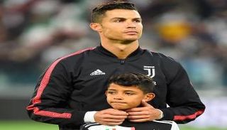 رونالدو ونجله 