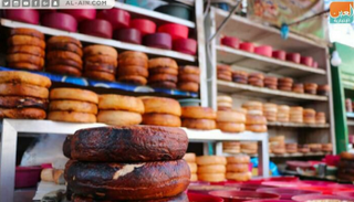 أحد متاجر بيع الجبن البلدي في تعز اليمنية