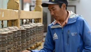 النيبالي كامي ريتا شيربا.