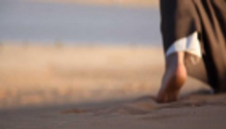 "ذو البجادين".. تخلّى عن حياة الثراء ليُسلِم فدَفنه النبي بيديه