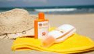 6 أخطاء تجنبيها عند استخدام واقي الشمس 