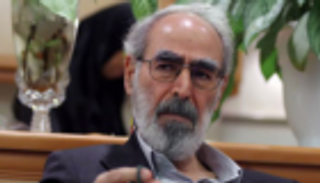 معارض إيراني: شرعية ولاية الفقيه "المستبد" في انهيار