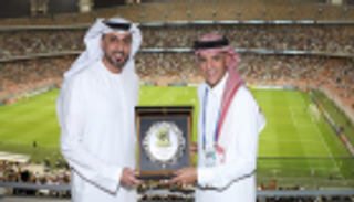 تكريم متبادل بين الاتحاد السعودي والوحدة الإماراتي