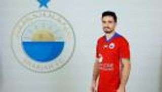 كورونادو يكشف سر تتويج الشارقة بالدوري الإماراتي