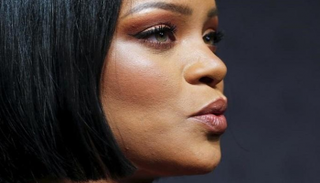 المغنية ريانا 