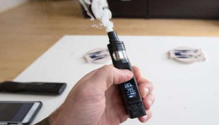 السجائر الإلكترونية لا تحتوي على تبغ- أرشيفية