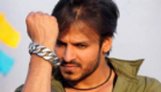 تهديد بالقتل لنجم هندي بعد تغريدة على تويتر