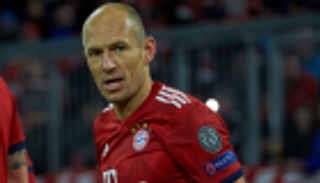 نادٍ إنجليزي يقترب من خطف روبين