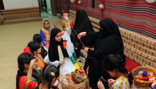 التلّي والسدو تراث إماراتي تتوارثه الأجيال - من دورات سابقة للمهرجان