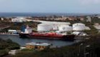 النفط يعاود الارتفاع ويقترب من 69 دولارا للبرميل