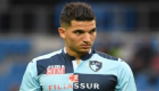 الجزائري فرحات يقترب من دوري الكبار في فرنسا