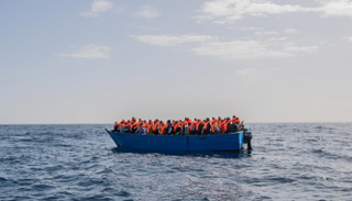 فترة بيع القوارب تزامنت مع ارتفاع ملحوظ في عمليات عبور المانش