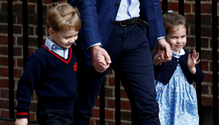 الأميرة البريطانية شارلوت تلتحق بمدرسة أخيها في لندن