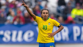 مارتا نجمة منتخب البرازيل