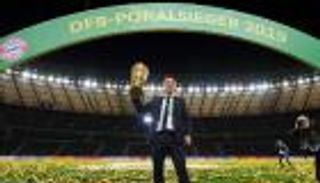 بايرن ميونيخ يكافئ كوفاتش على الثنائية المحلية