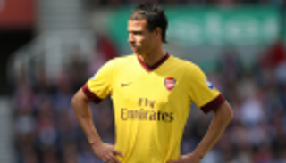 مروان الشماخ يعلن اعتزاله كرة القدم