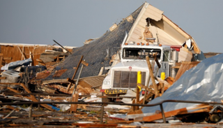  إعصار يجتاح ولاية أوكلاهوما الأمريكية