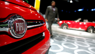 أحد طرز فيات - رويترز