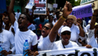 جرائم "الخوف والعار" تهز هايتي.. مسيرة مناهضة للعنف ضد المرأة