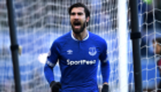 وست هام يقدم عرضا رسميا لضم لاعب برشلونة