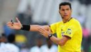 الكاف يوقف الحكم المصري جهاد جريشة