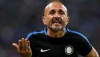 إنفوجراف.. سجل سباليتي مع إنتر ميلان